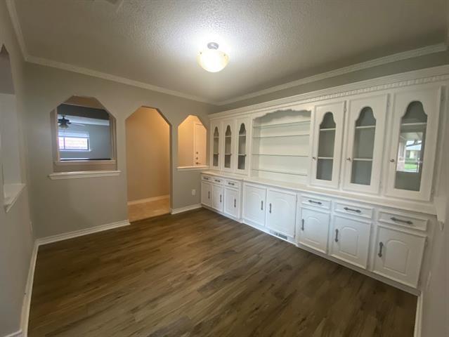 Building Photo - 4915 Chilton Dr