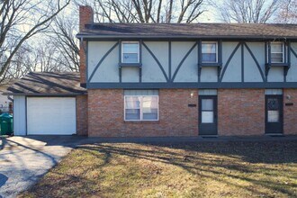 Building Photo - Nice 3 Bedroom 2.5 Bathroom Townhome