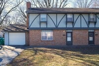 Building Photo - Nice 3 Bedroom 2.5 Bathroom Townhome