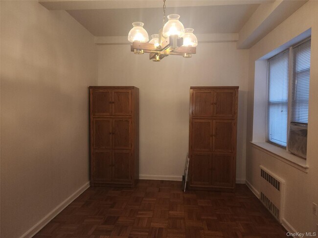 Building Photo - 102-55-102-67 67th Dr