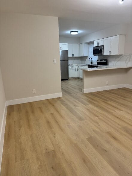 Primary Photo - 5414 NE 22nd Terrace