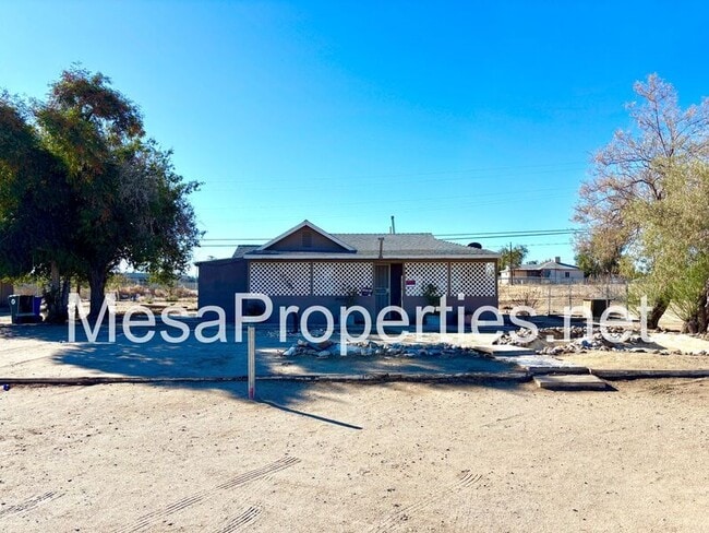 Building Photo - 15235 Cholame Rd
