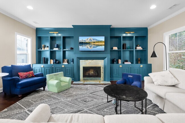 Building Photo - 137 Shoreview Dr