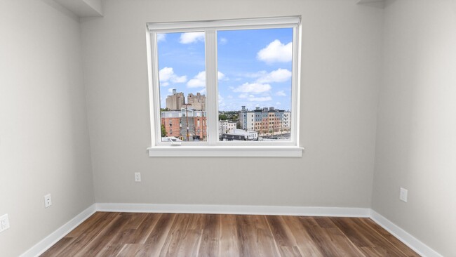 Building Photo - 475 Communipaw Ave