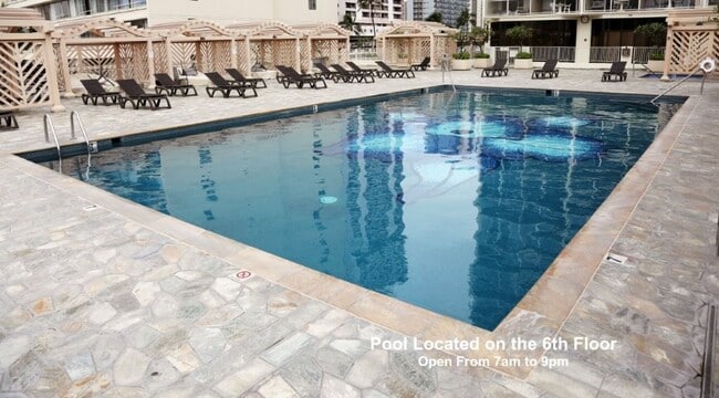 Building Photo - Remodeled High floor furnished Studio/1 Bath at Island Colony - Available 11/30/25