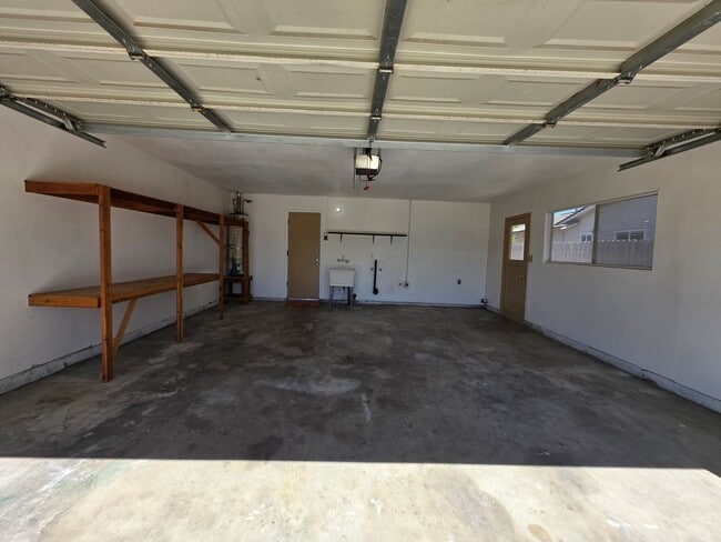Building Photo - 240 N Bollinger St