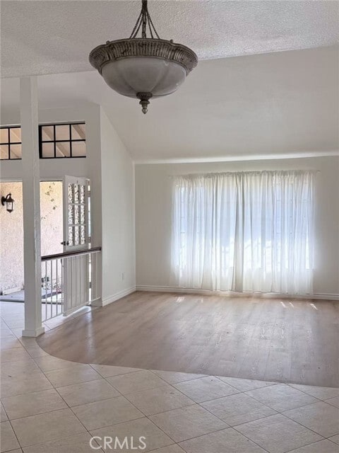 Building Photo - 1360 N Hacienda Dr