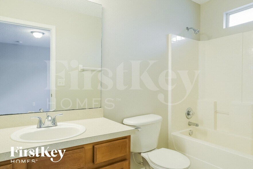 Building Photo - 723 Candlebark Dr