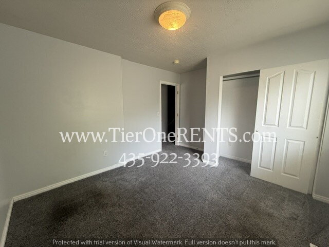 Building Photo - NO DEPOSIT option available for qualified renters with Obligo