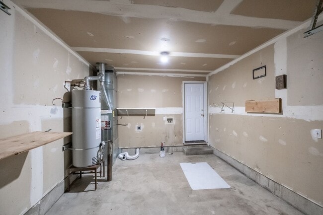 Building Photo - Hummingbird Duplex