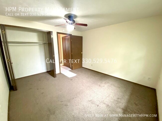 Building Photo - 1827 Thackeray Ave NW