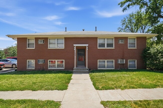 Building Photo - 5430 Ervin St