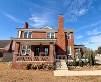 Building Photo - 502 1/2 State Street