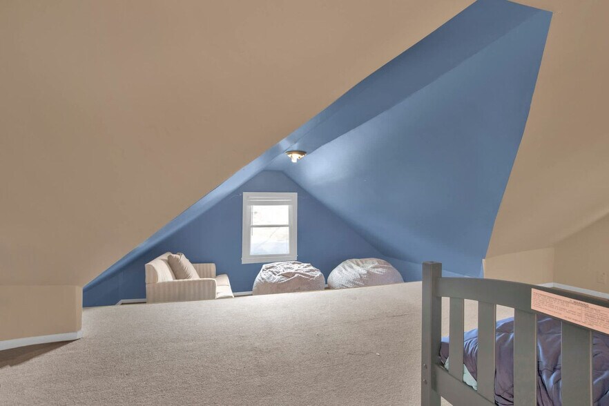 Building Photo - 1713 Fort Bragg Rd