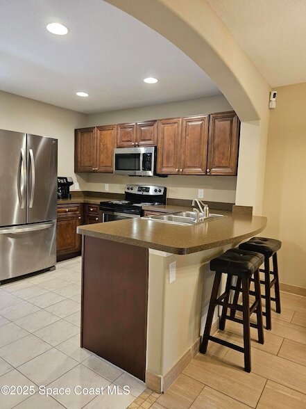 Building Photo - 4570 Radiant Way