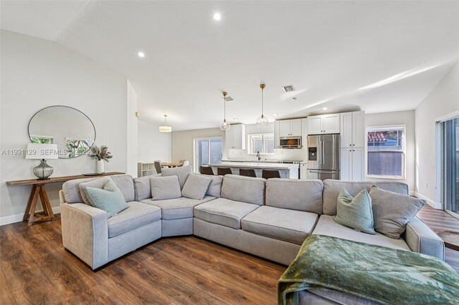 Building Photo - 1356 NW 192nd Ave