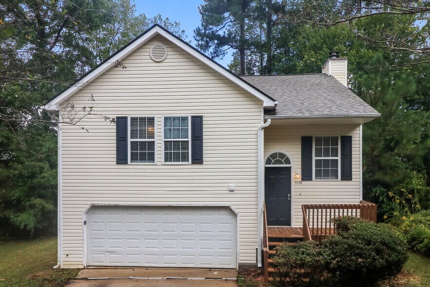 Primary Photo - 5328 Brickleberry Way
