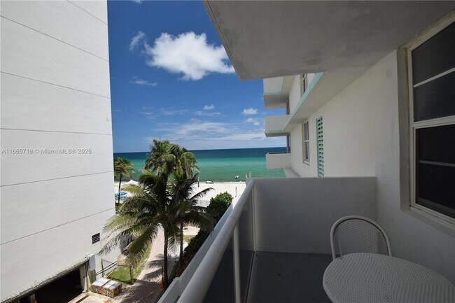 Building Photo - 3725 S Ocean Dr