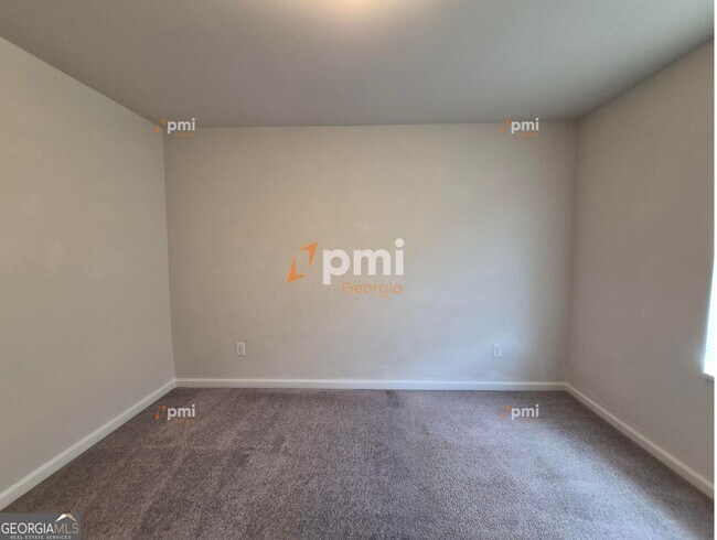 Building Photo - 160 Kinsale Dr