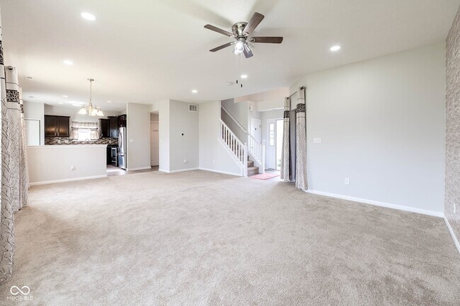 Building Photo - 899 Briarstone Dr