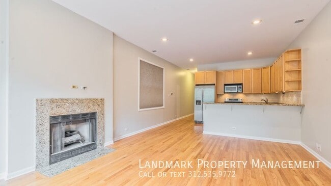 Building Photo - 1524 N Bosworth-Unit 2