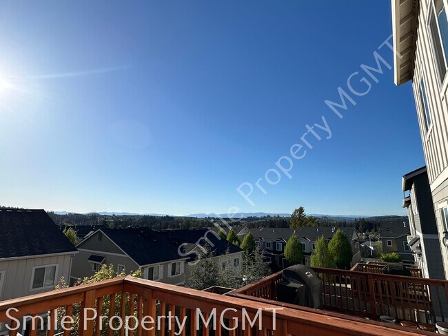 Building Photo - 12980 SE 155th Ave