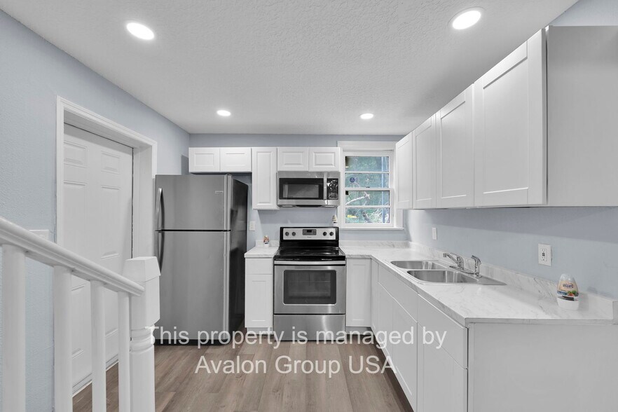 Building Photo - 3058 Fitzgerald St