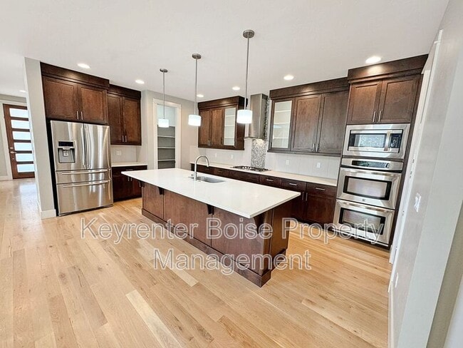 Building Photo - 2784 S Trailwood Way