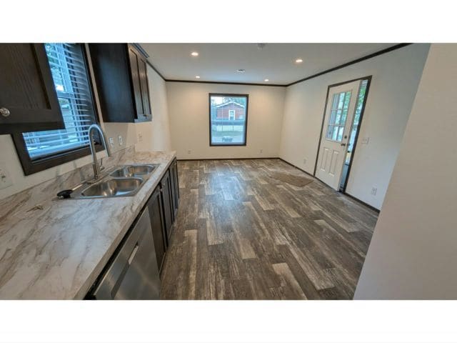 Building Photo - 114 Lynn Ln