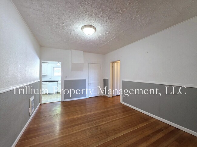 Building Photo - 7106 NE 15th Ave