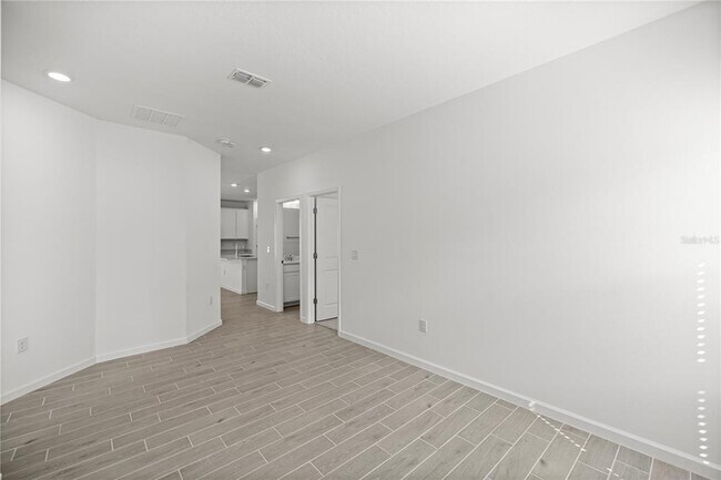 Building Photo - 1604 NW 44th Ct