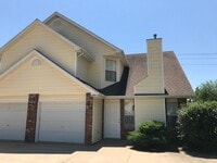 Building Photo - 4302-4304 Cheryl Ct.