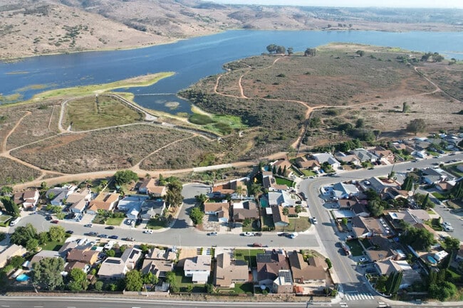 Building Photo - 9827 San Diego St