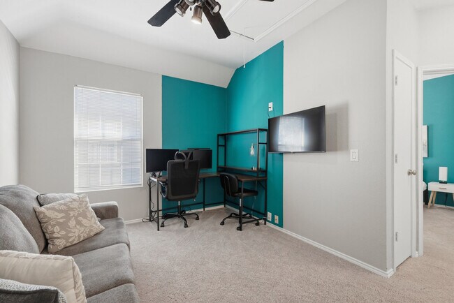 Building Photo - 9817 Preston Vineyard Dr