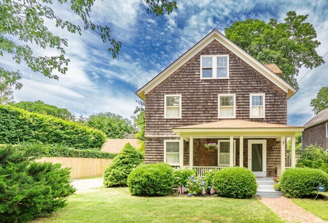 Building Photo - 7 Cooper Ln