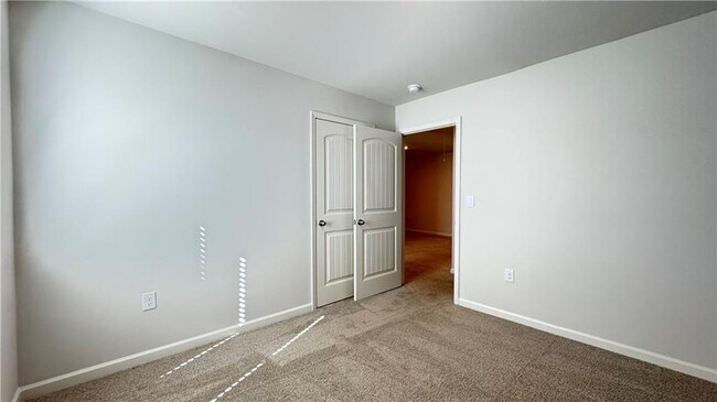 Building Photo - 100 Aspen Ct