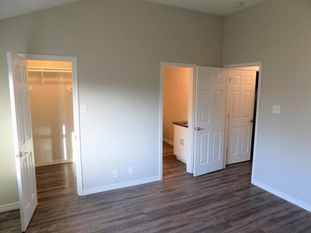 Building Photo - 12411 Greensbrook Forest Dr