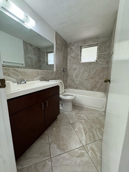 Building Photo - 6734 Amarillo St