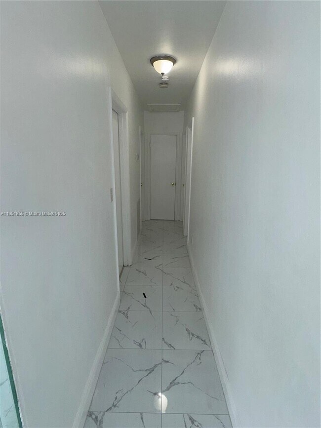 Building Photo - 10840 SW 222nd Dr