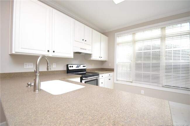 Building Photo - 1507 Poets Glade Dr