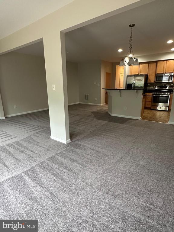 Building Photo - 2003 Exposition Dr