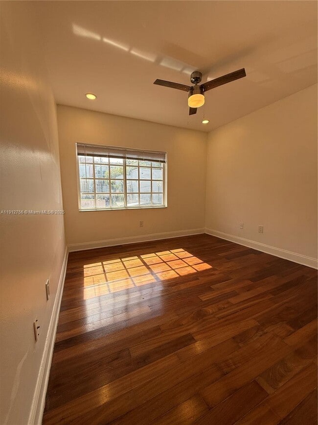 Building Photo - 1440 Pennsylvania Ave