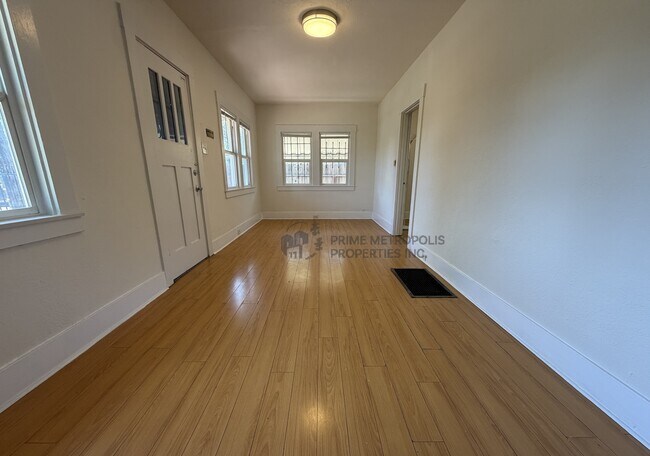 Building Photo - 1715 82nd Ave