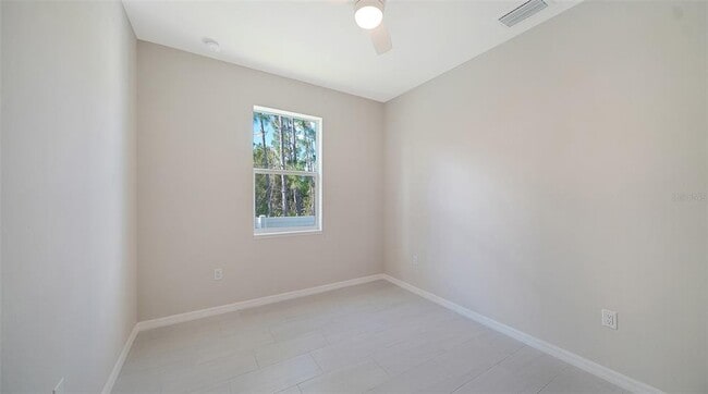 Building Photo - 6227 Tropicaire Blvd