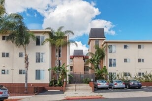 Building Photo - 4180 Louisiana St