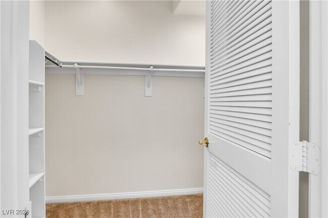 Building Photo - 8940 Emery Lake St