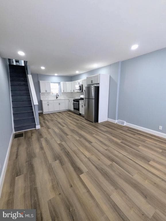 Building Photo - 1539 S Stillman St