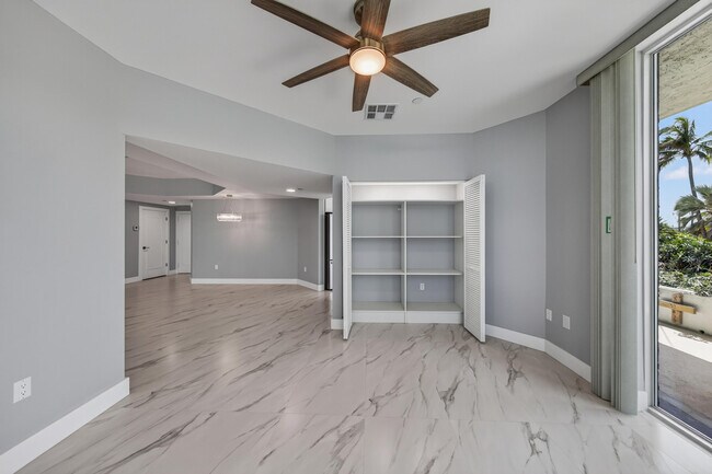 Building Photo - 1440 S Ocean Blvd
