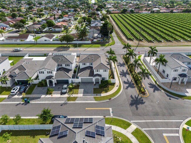 Building Photo - 21189 SW 127th Ct