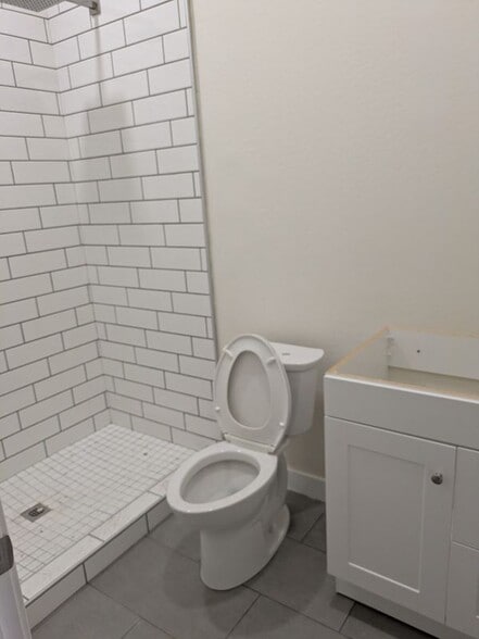 Building Photo - 14339 W Desert Hills Dr